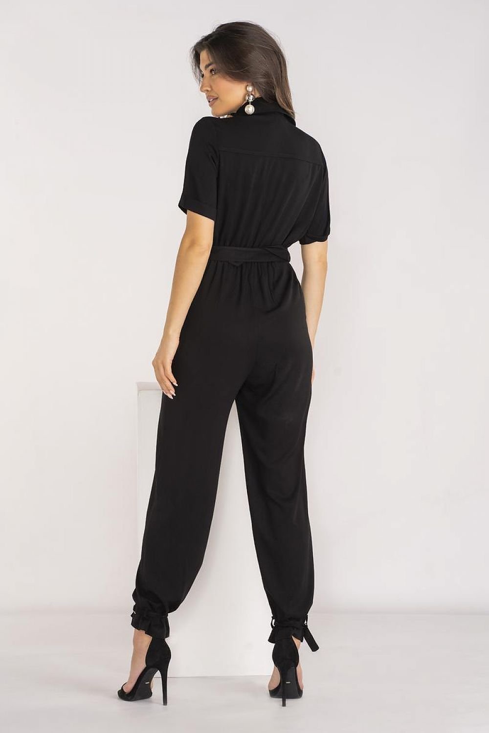 Overall awama