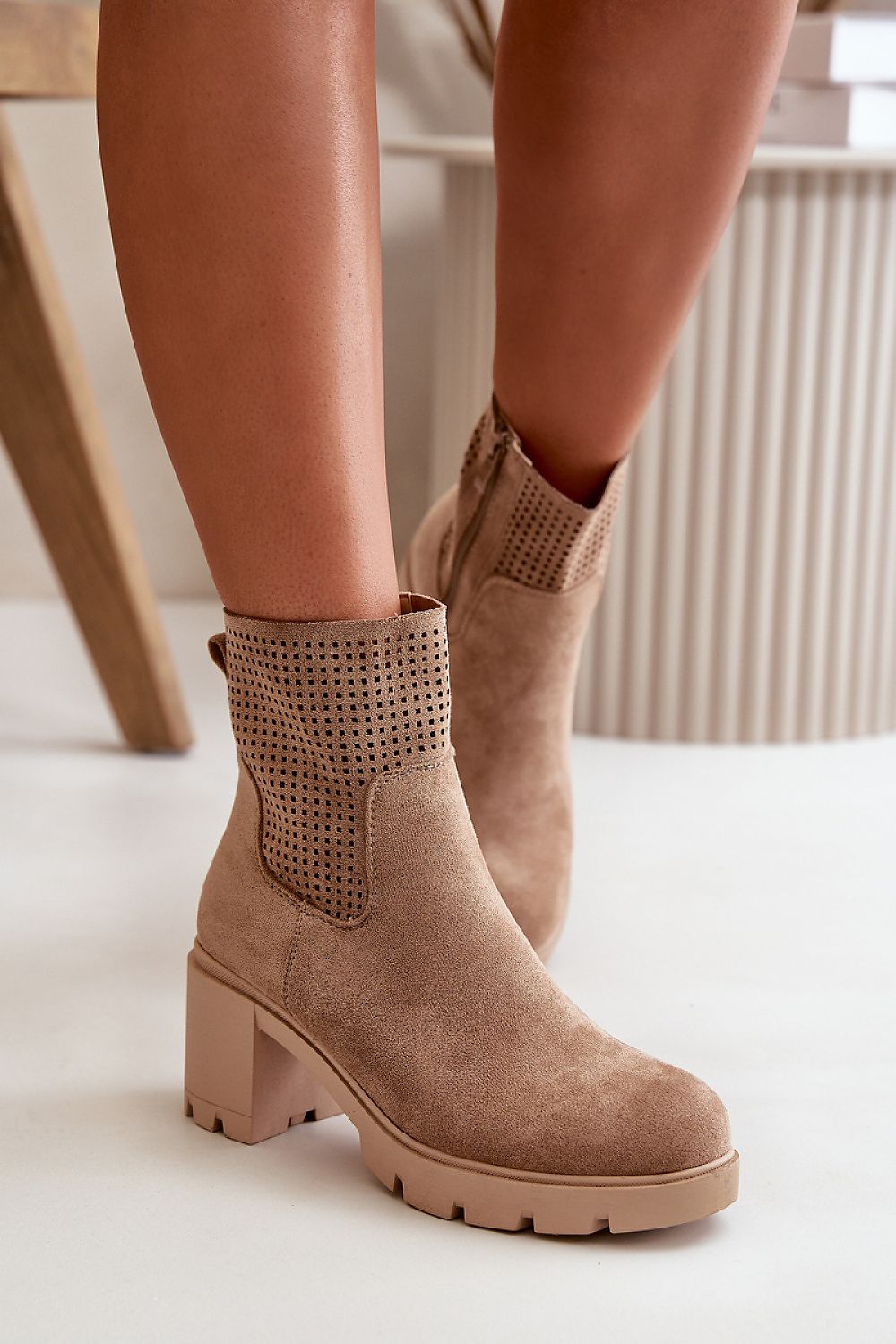 Stiefeletten mit Absatz Step in style