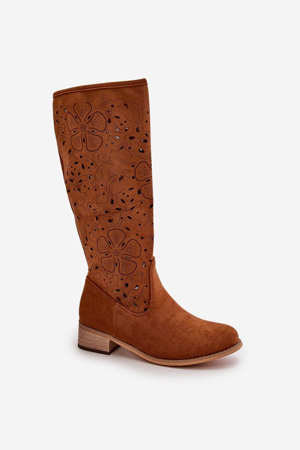 Durchbrochen Stiefel Step in style