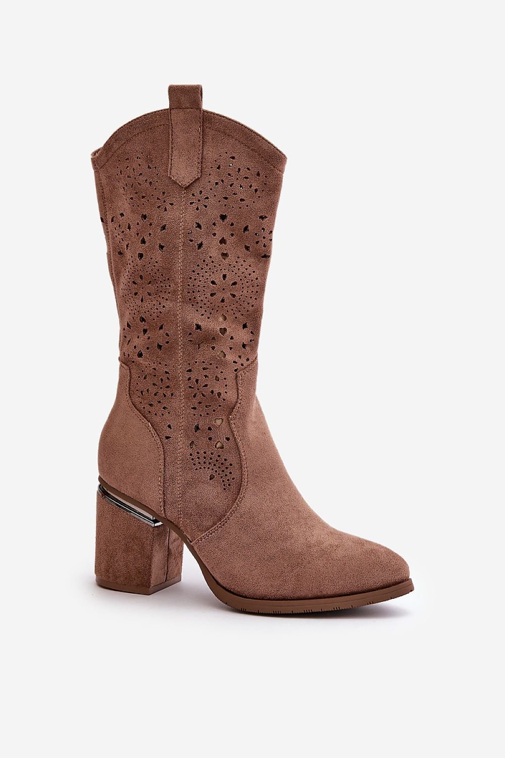 Durchbrochen Stiefel Step in style