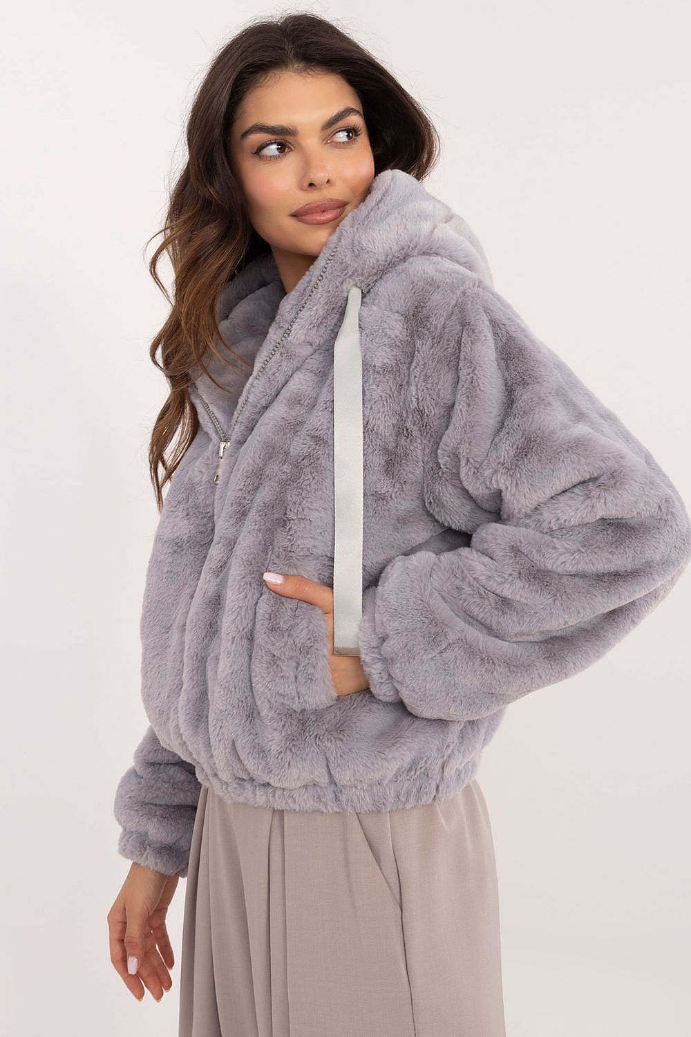 Jacke Factory Price