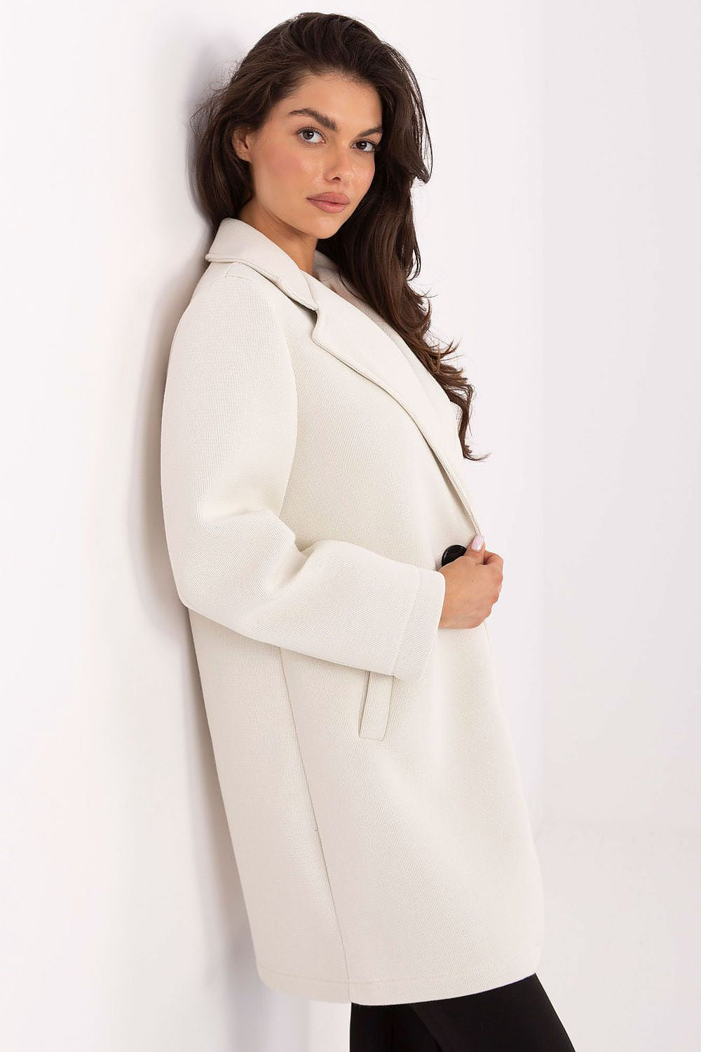Mantel model 218407 Rue Paris