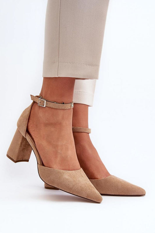 Pumps mit Absatz Step in style