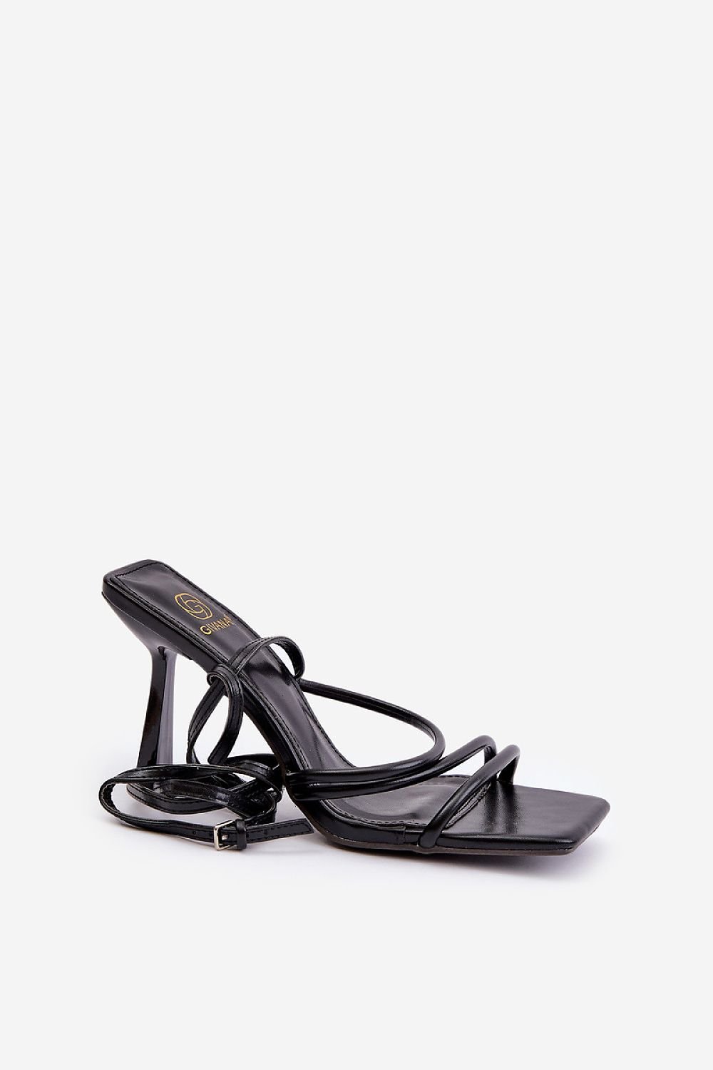 Sandalen mit Absatz Step in style