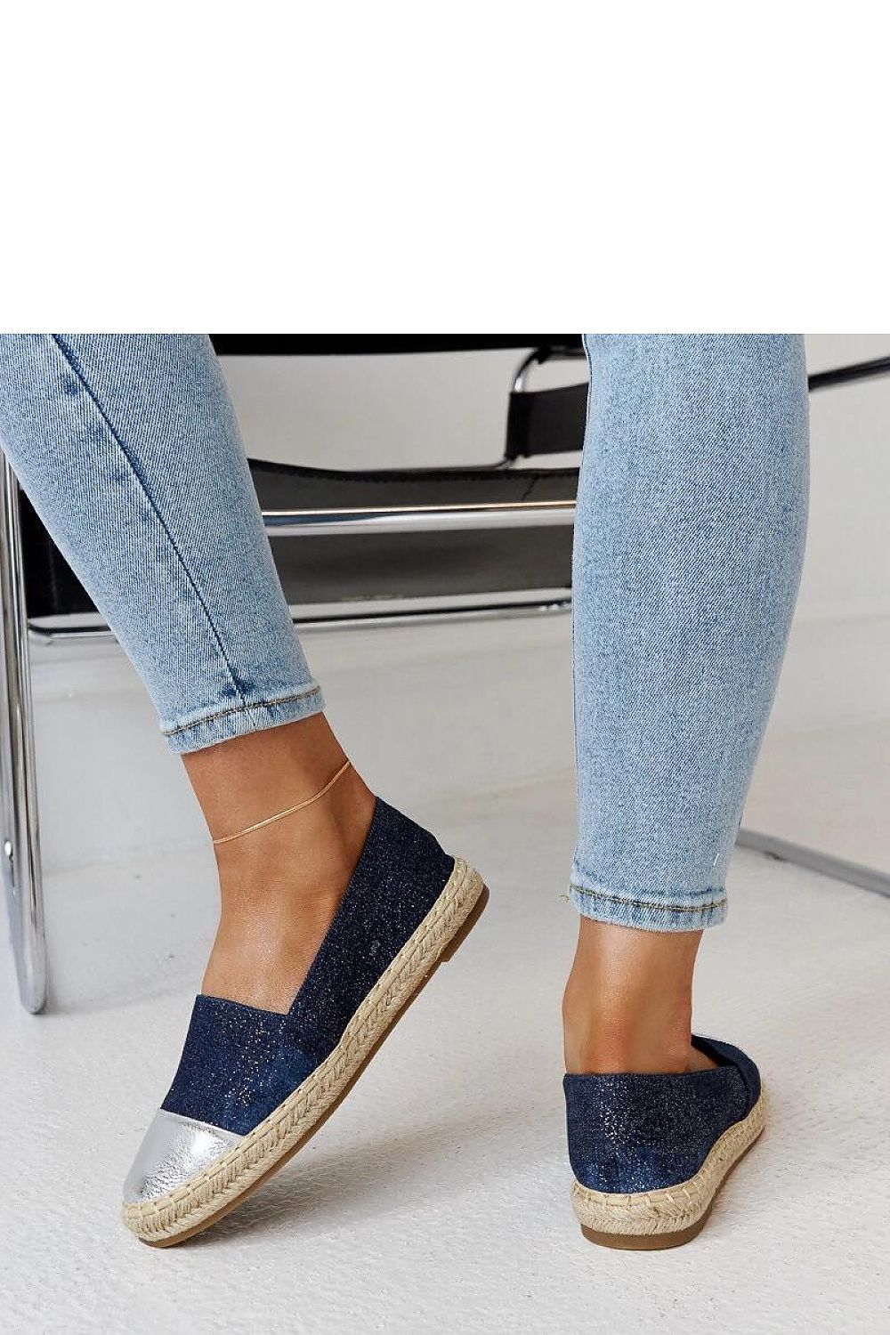  Espadrilles model 207339 Solea 